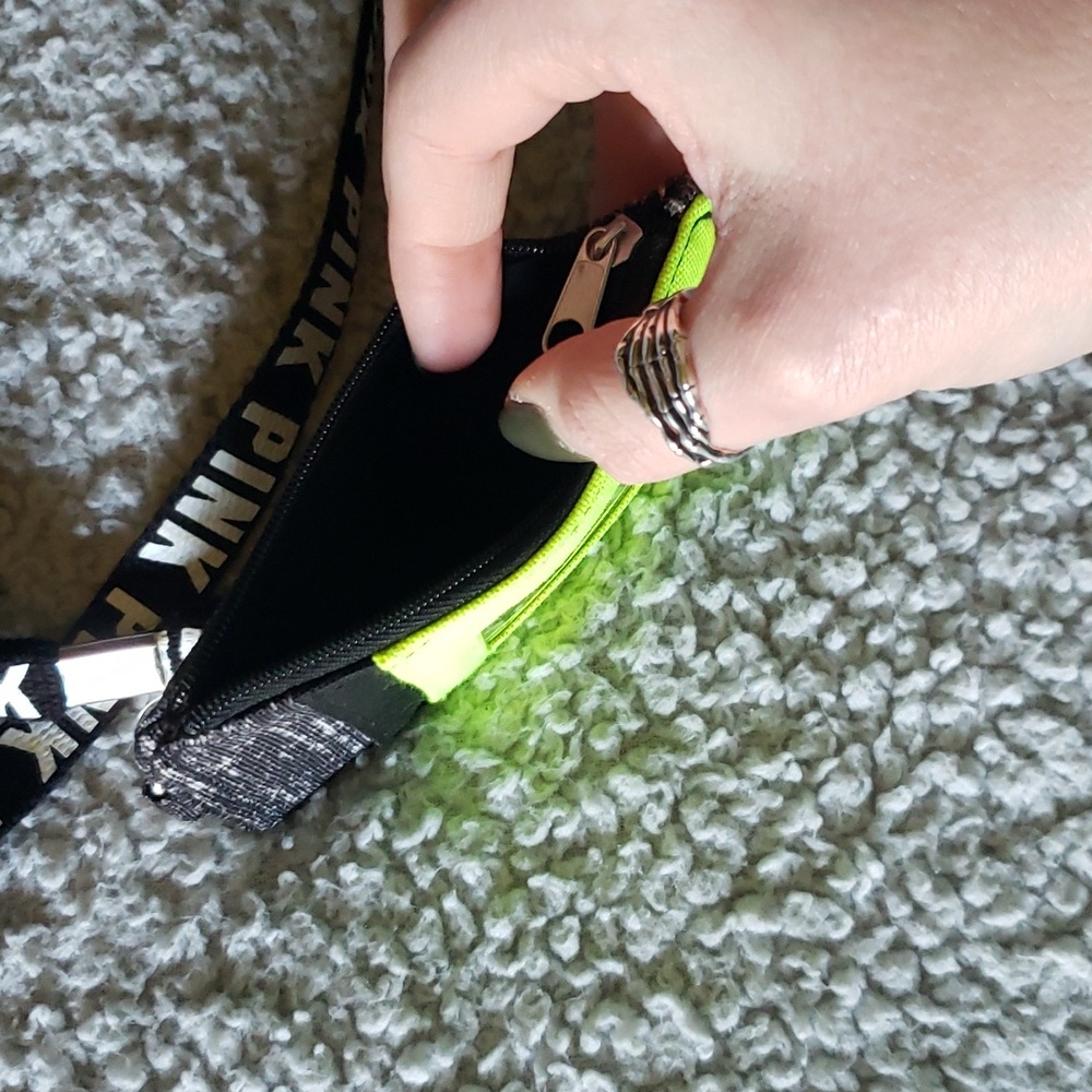 VS PINK Logo Lanyard ID Holder in Neon Lemon - Picture 4 of 5